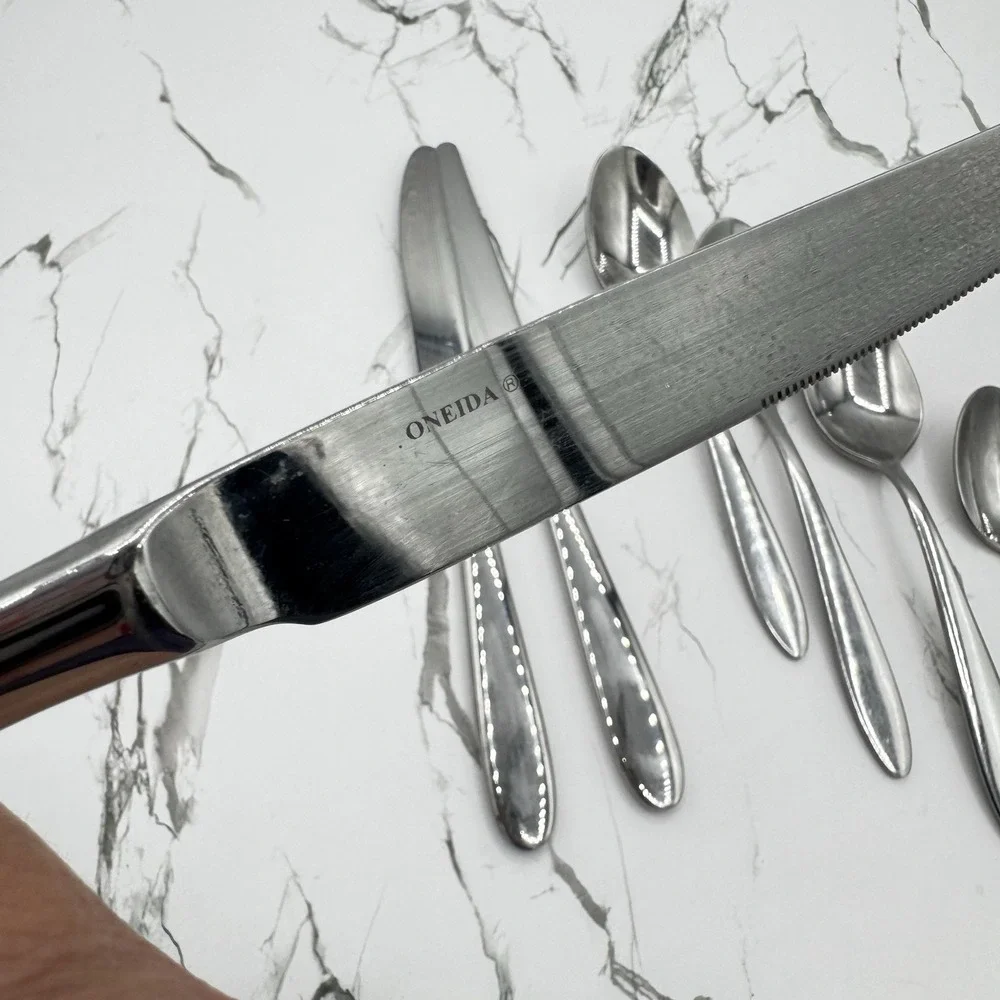 Oneida Stainless Luann Jennifer Mooncrest Trista 7 pc Dinner Knife Spoon